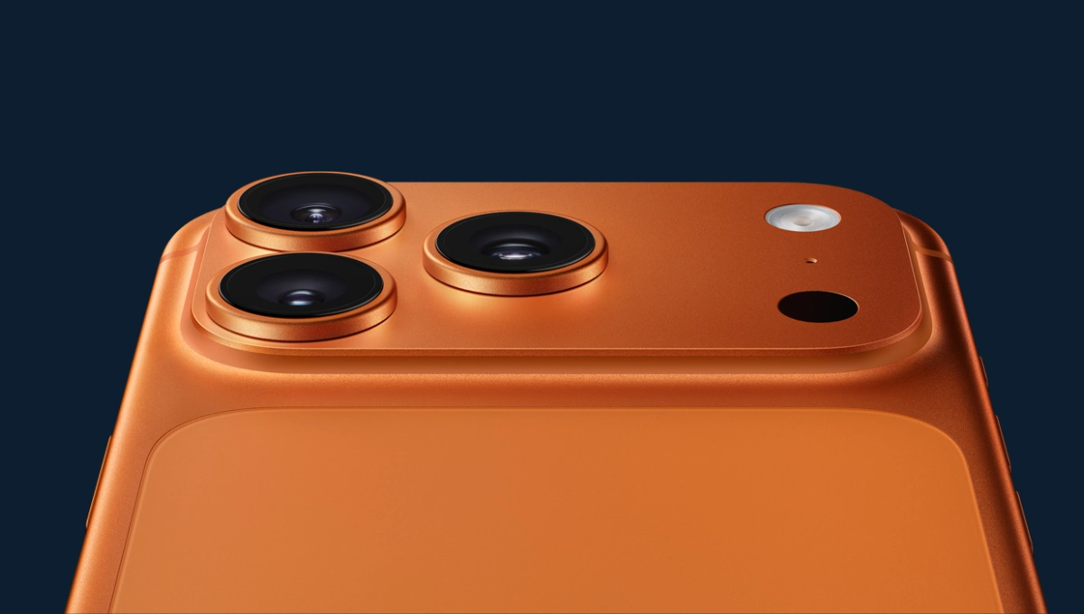 iPhone 17 Pro Max Cosmic Orange: